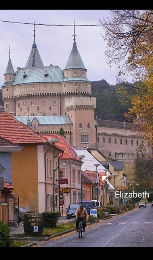 Elizabet Daire Bojnice Dış mekan fotoğraf